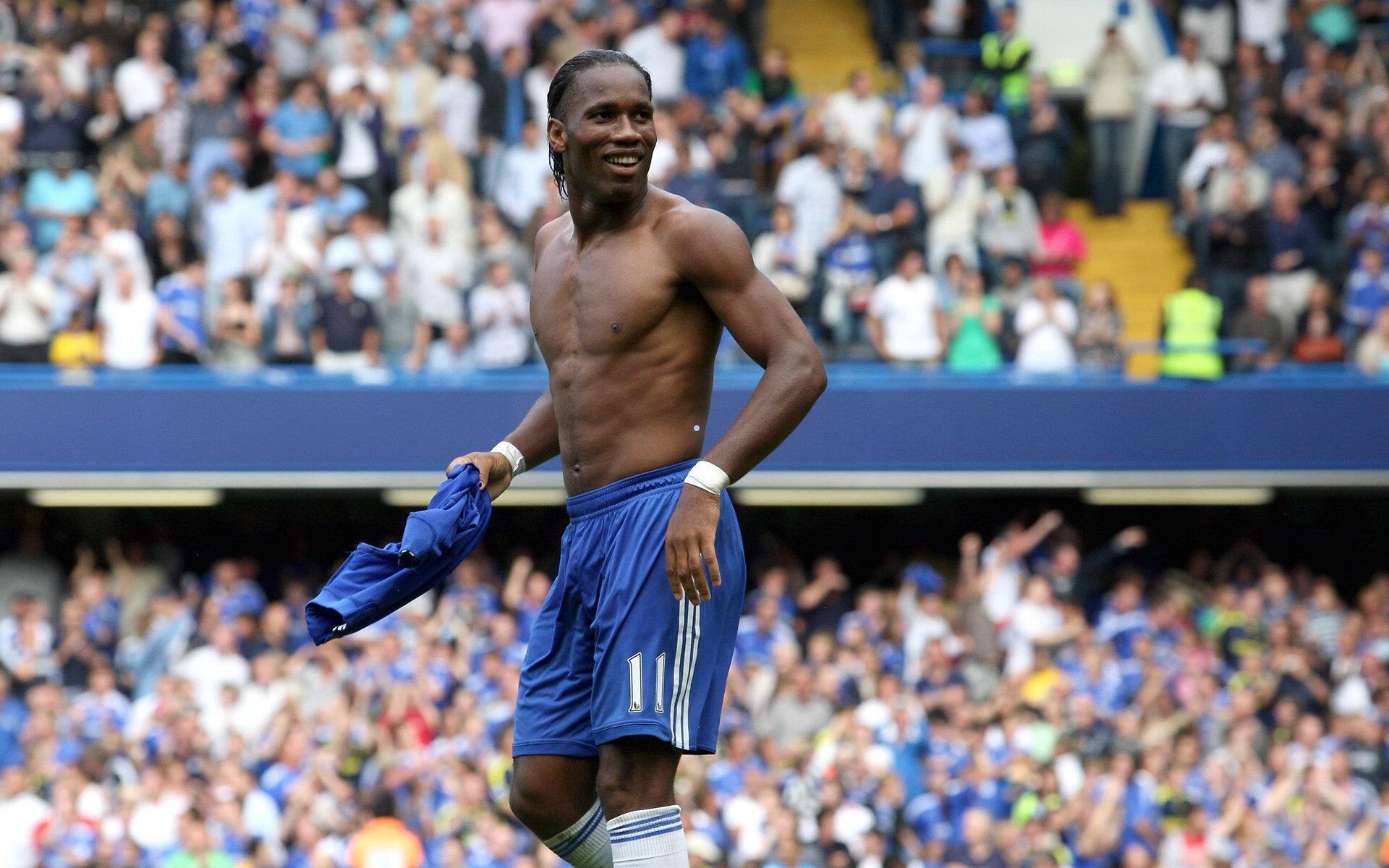 UFC重量级巅峰之战，斯尔盖·斯皮瓦克与沙米尔·加济耶夫11月22日对决引爆全球期待