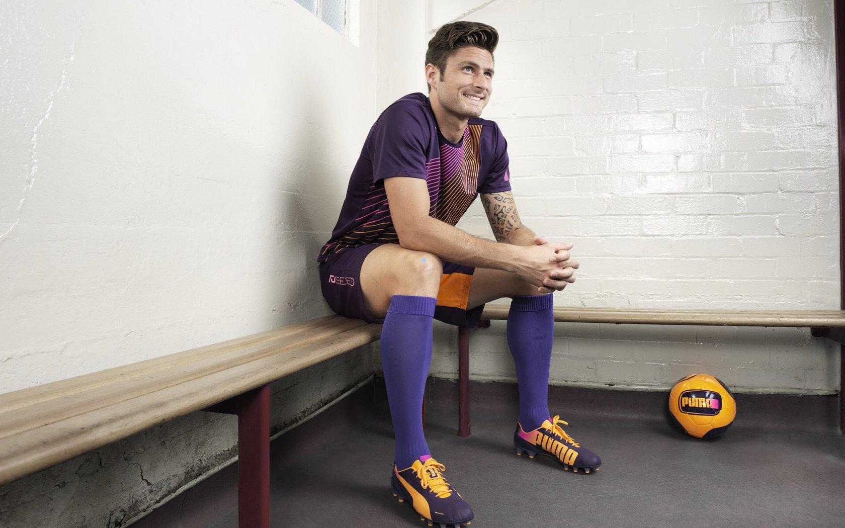 斯基拉透露热那亚计划租借国米中场阿斯拉尼，协议附带买断选项